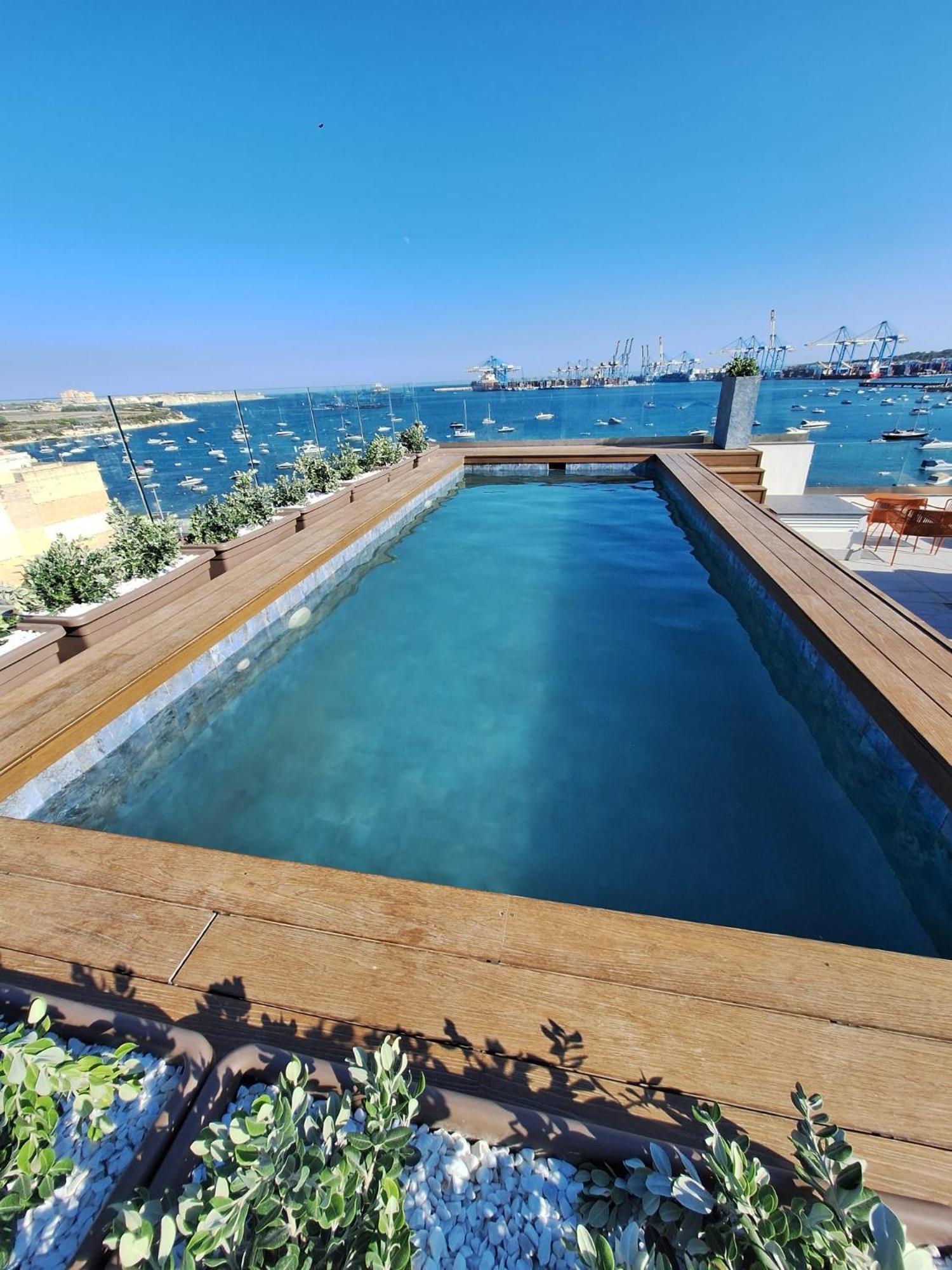 South32 Hotel Birżebbuġa Buitenkant foto