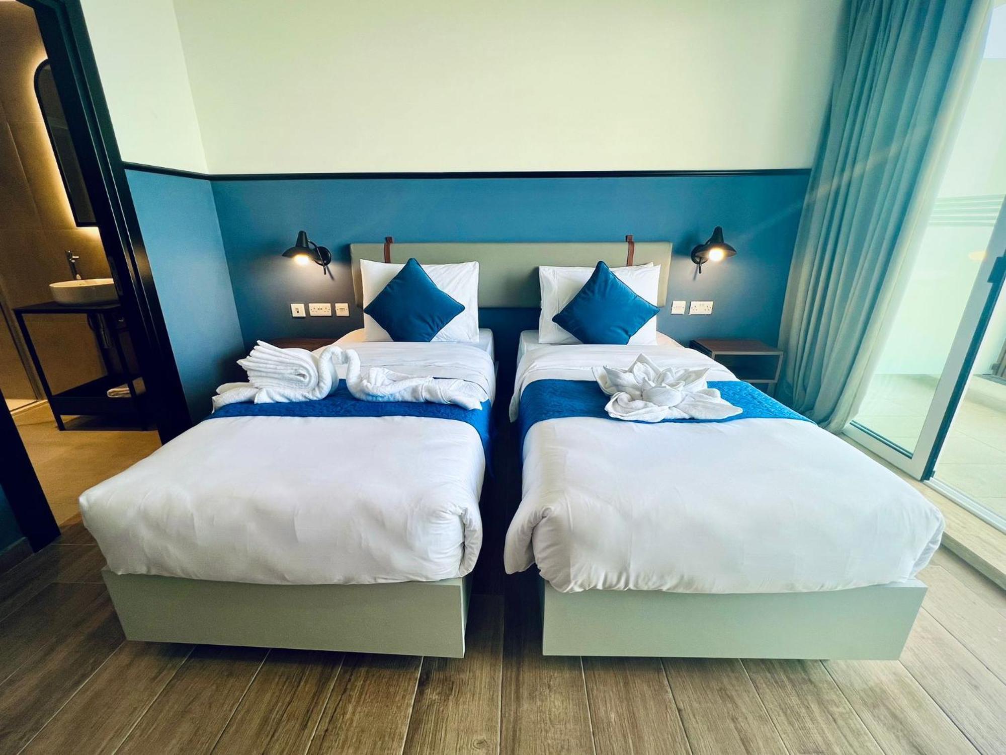South32 Hotel Birżebbuġa Buitenkant foto