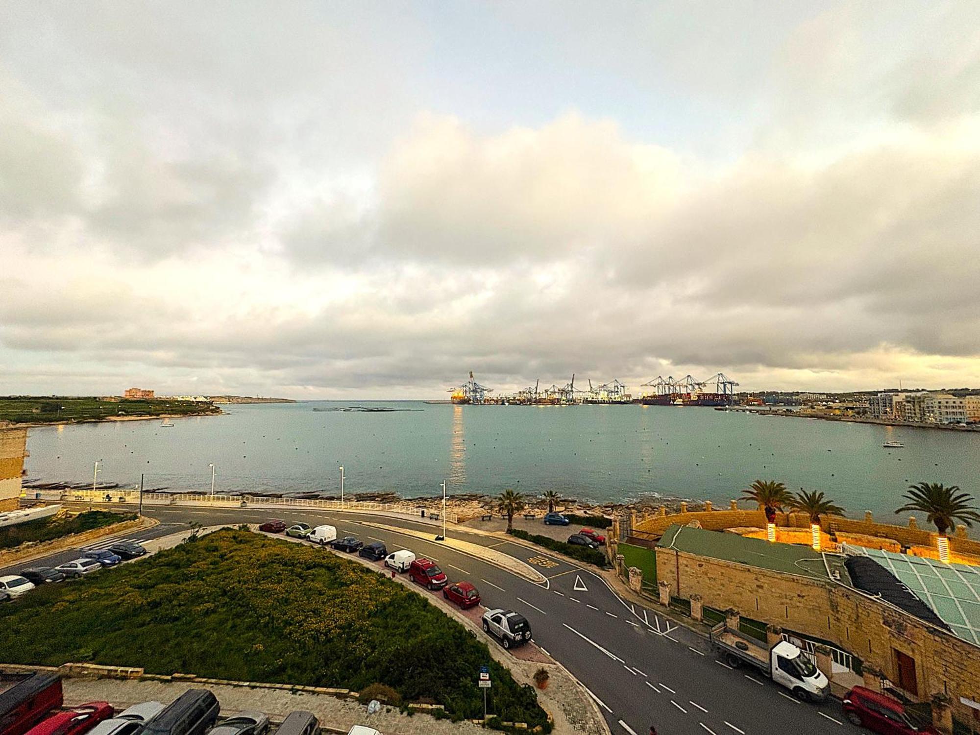 South32 Hotel Birżebbuġa Buitenkant foto